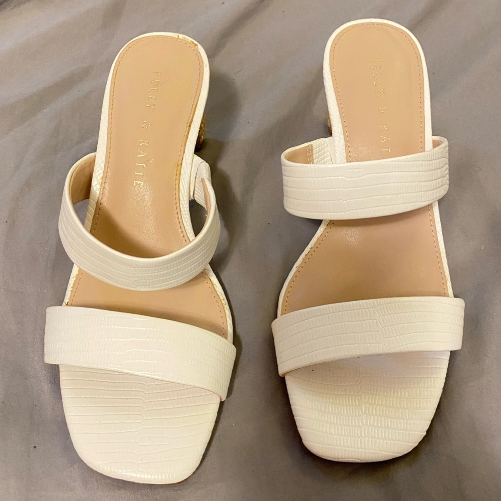Kelly & Katie Sandals